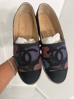 CHANEL Black Floral Canvas Espadrilles with Multicolor Accents